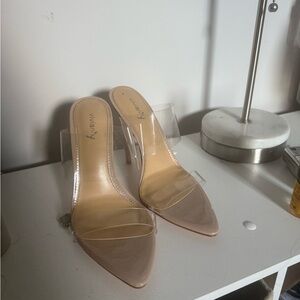 NWT: Vivianly Women's Nude Heels